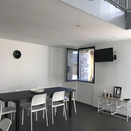 Ferienhaus Ca' Sass Faggeto Lario