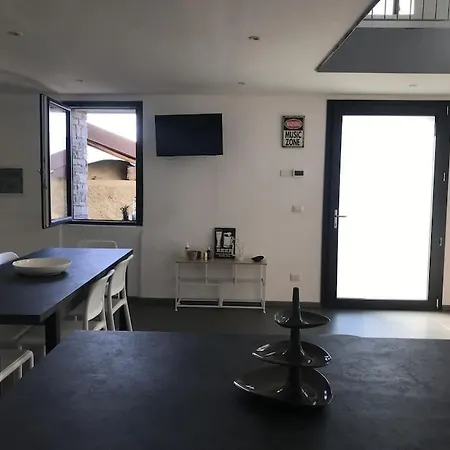 Ca' Sass Ferienhaus Faggeto Lario